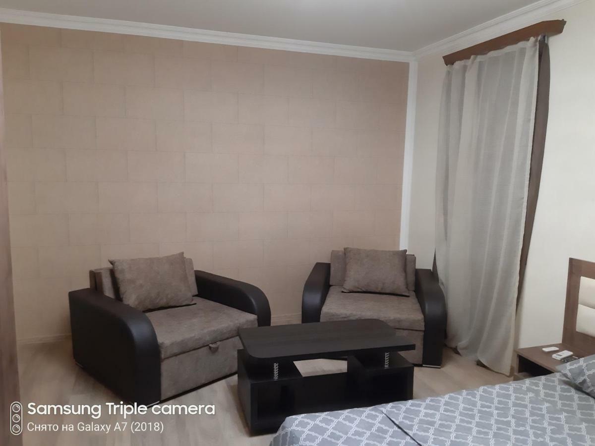 Georgi Apartament 2 Apartment Tbilisi Ngoại thất bức ảnh